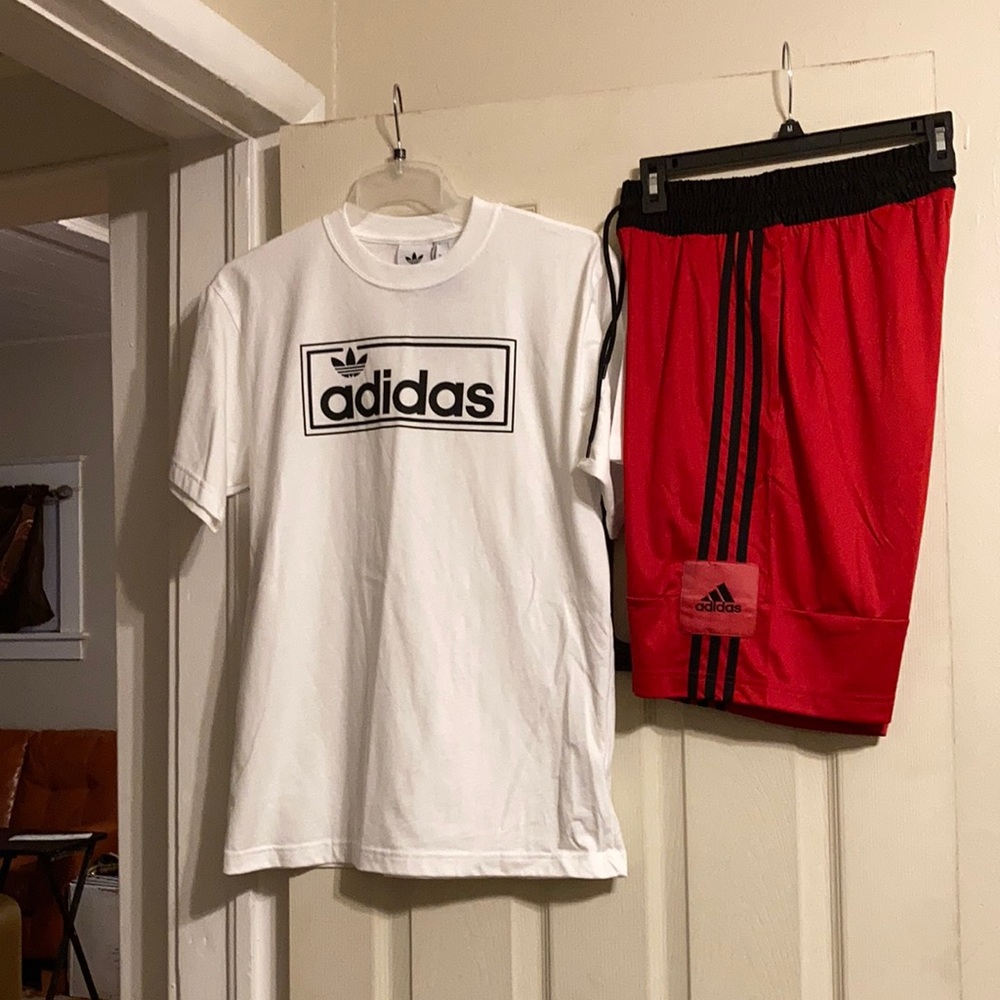 2 piece Adidas short set